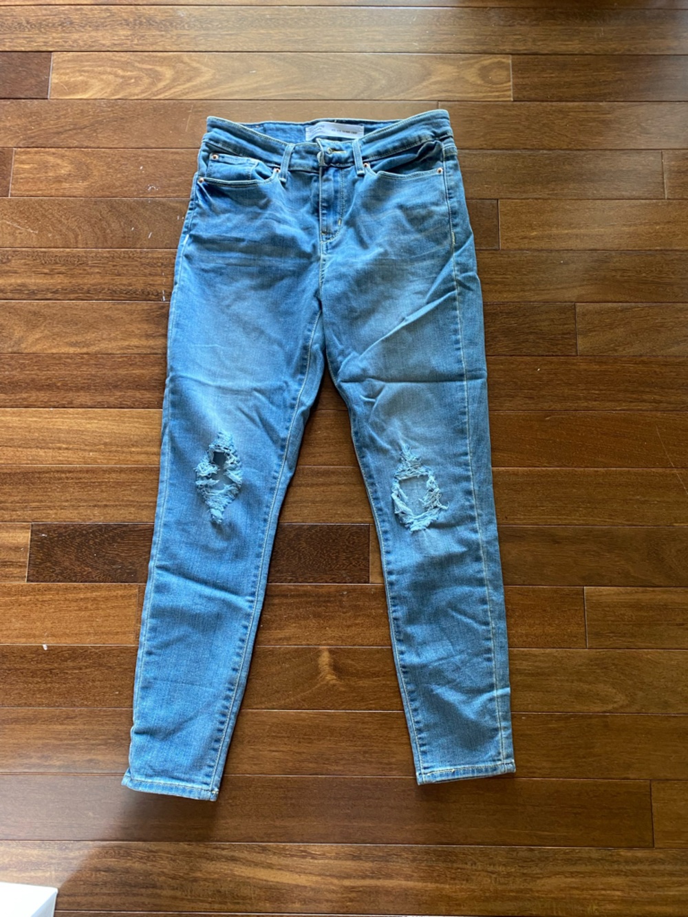 Levi’s Women's Blue Skinny Crop Jeans
